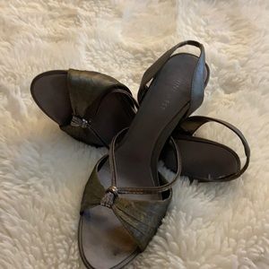 Nine West.  Slvr Metallic Tarissa Style 7.5 Size